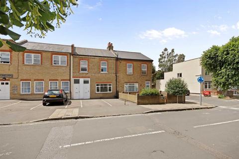 84b Avenue Road, Beckenham, BR3 4SA