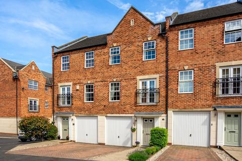 4 bedroom townhouse for sale - Monarch Way,  Sovereign Park, York