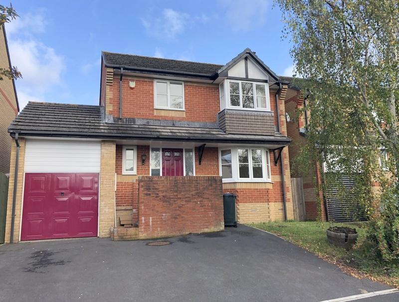 De Tracey Park, Bovey Tracey 4 bed detached house £1,350 pcm (£312 pw)