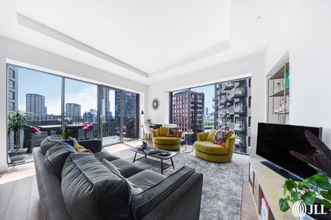 3 bedroom apartment for sale - London City Island London E14