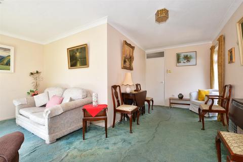 7 Ashurst Gardens, Cliftonville, Margate, CT9 3HW