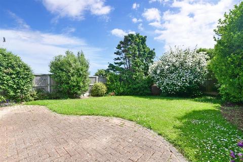 7 Ashurst Gardens, Cliftonville, Margate, CT9 3HW