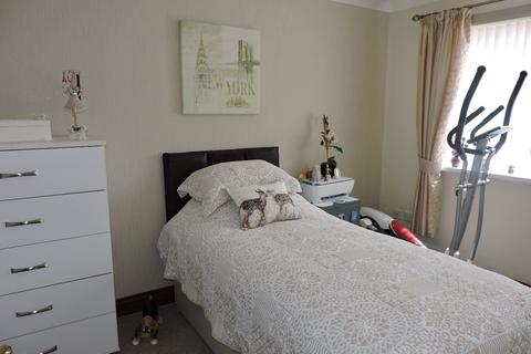 10 Brynglas, Penygroes, Llanelli, SA14 7PY