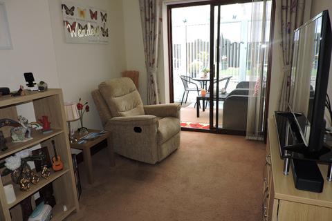 10 Brynglas, Penygroes, Llanelli, SA14 7PY