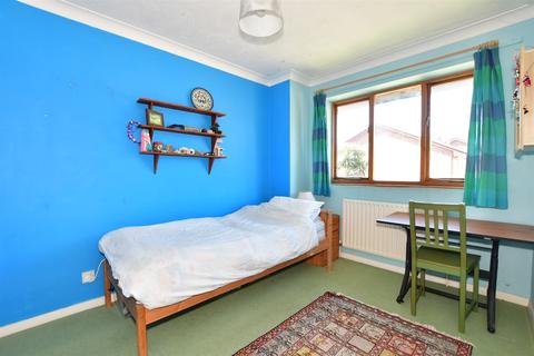 4 Cranmer Close, Lewes, BN7 2JN