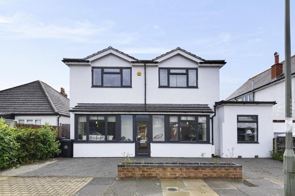 Sunningdale Road, Bromley 4 bed detached house for sale £1,200,000