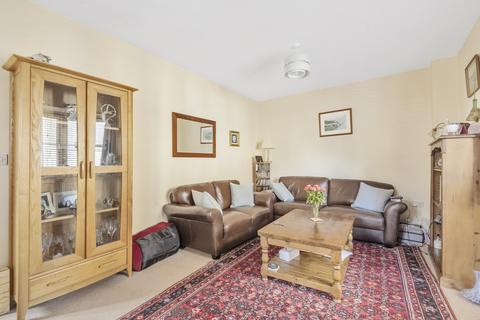 3 Boundary Way, Carterton, OX18 1LT