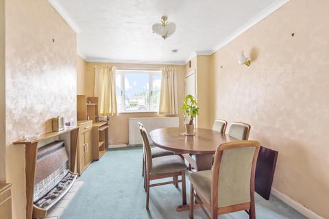 77 Bowness Avenue, Didcot, OX11 8NE