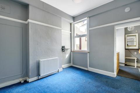 9 Cobham Road, Kingston Upon Thames, KT1 3AE