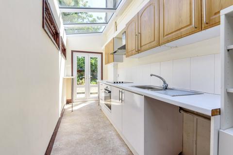 9 Cobham Road, Kingston Upon Thames, KT1 3AE