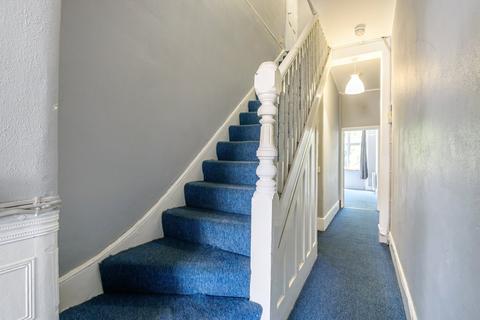 9 Cobham Road, Kingston Upon Thames, KT1 3AE
