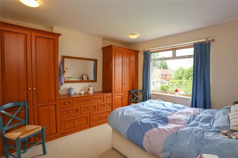 3 bedroom semi-detached house for sale - Hale Road, Heaton Norris, Stockport, SK4