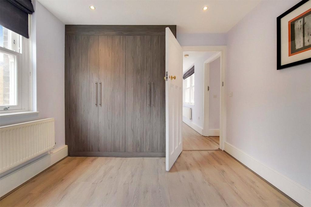 120 Drury Lane