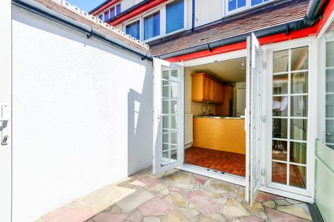 13 Setchell Way, London, SE1 5XR