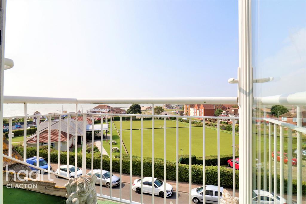 Collingwood Road, ClactonOnSea 2 bed apartment £350,000