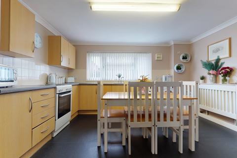 14 Badlesmere Close, Ashford, TN23 5TA