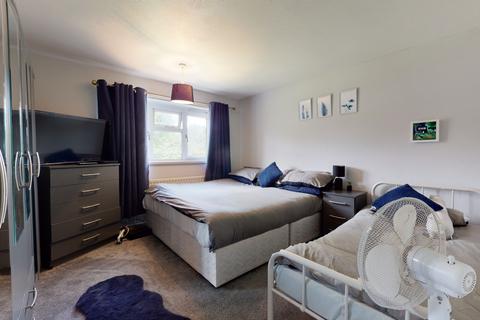 14 Badlesmere Close, Ashford, TN23 5TA