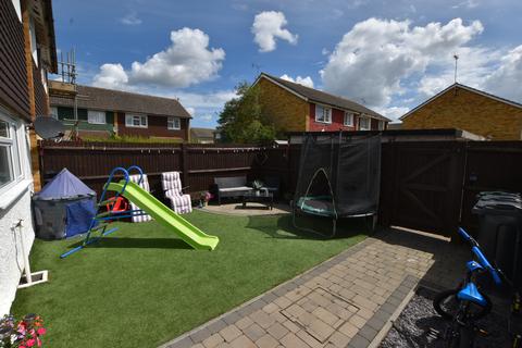 14 Badlesmere Close, Ashford, TN23 5TA