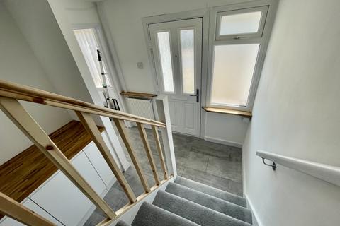 17 Binsted Close, Eastbourne, BN22 9RT