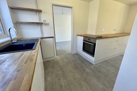 17 Binsted Close, Eastbourne, BN22 9RT