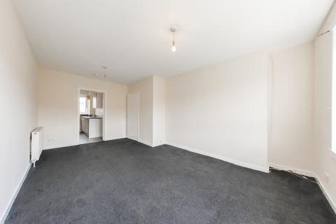 2 bedroom flat to rent - Craigmount Place, Charleston, Dundee, DD2