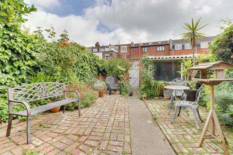 4 bedroom terraced house for sale - Culver Road, Southsea
