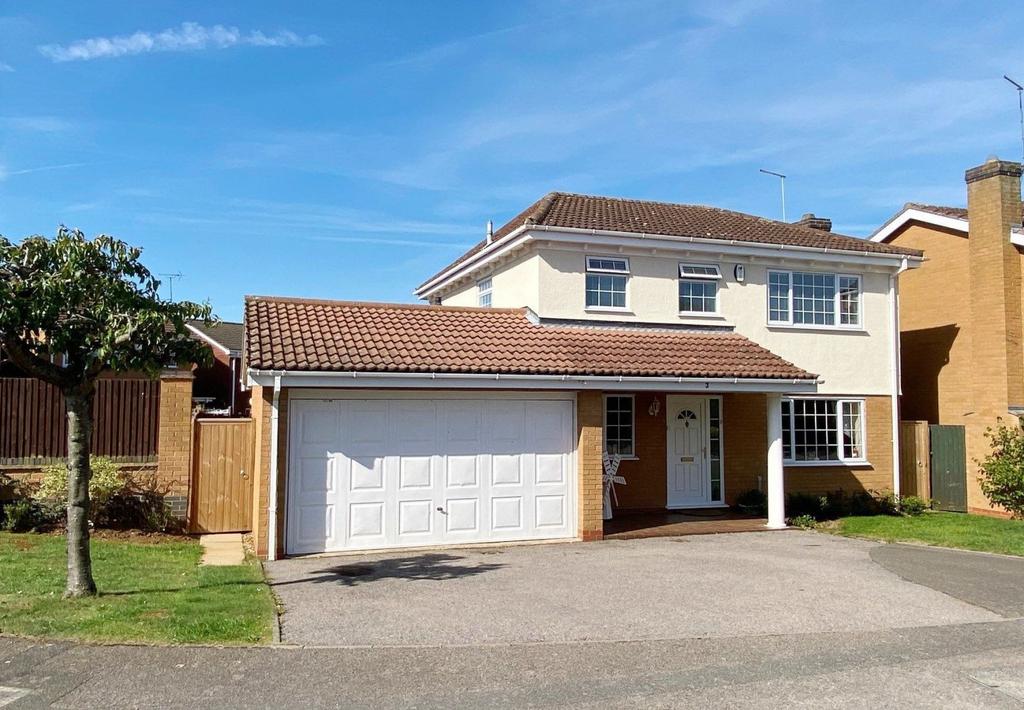 Wisley Close, East Hunsbury, Northampton NN4 0XJ 4 bed detached house for sale £485,000