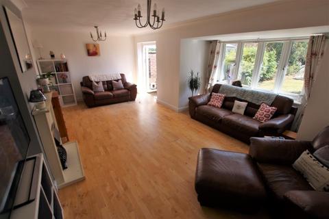 88 Manor Road, Dagenham, RM10 8BB