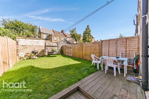 17 Bruce Road, London, SE25 6QJ