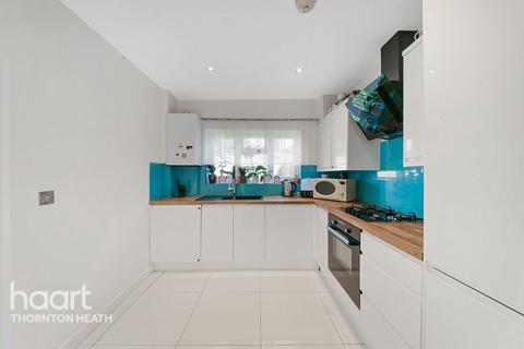 17 Bruce Road, London, SE25 6QJ