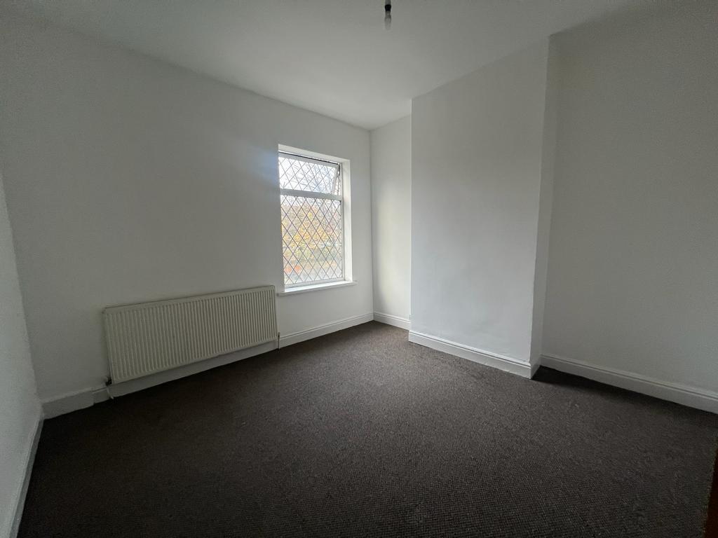 House in Smethwick - View 5