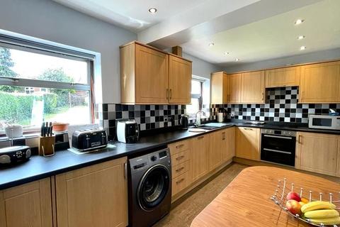 4 bedroom semi-detached house for sale - Farren Road, Wyken, Coventry, CV2