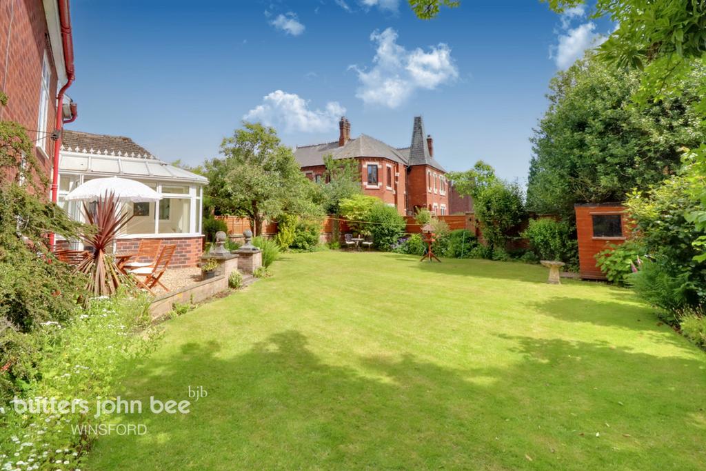 Swanlow Lane, Winsford 2 bed detached house for sale £320,000