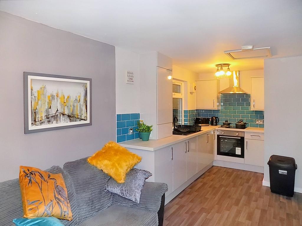 Norfolk Park Road, Sheffield S2 1 bed in a house share £405 pcm (£93 pw)
