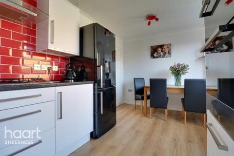 12 Yevele Close, Queenborough, ME11 5BZ