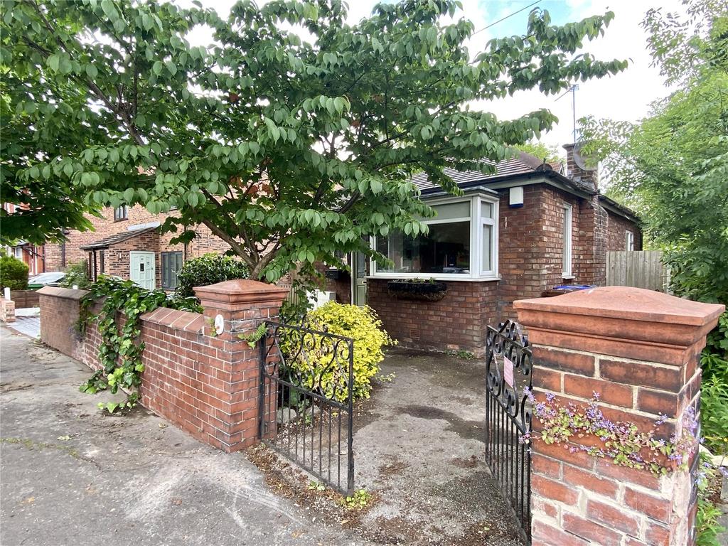Grangethorpe Drive, Burnage, Manchester, M19 2 bed bungalow for sale