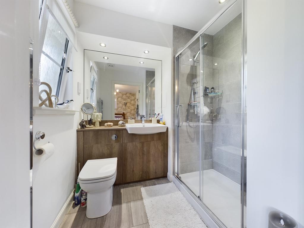 En-suite 1