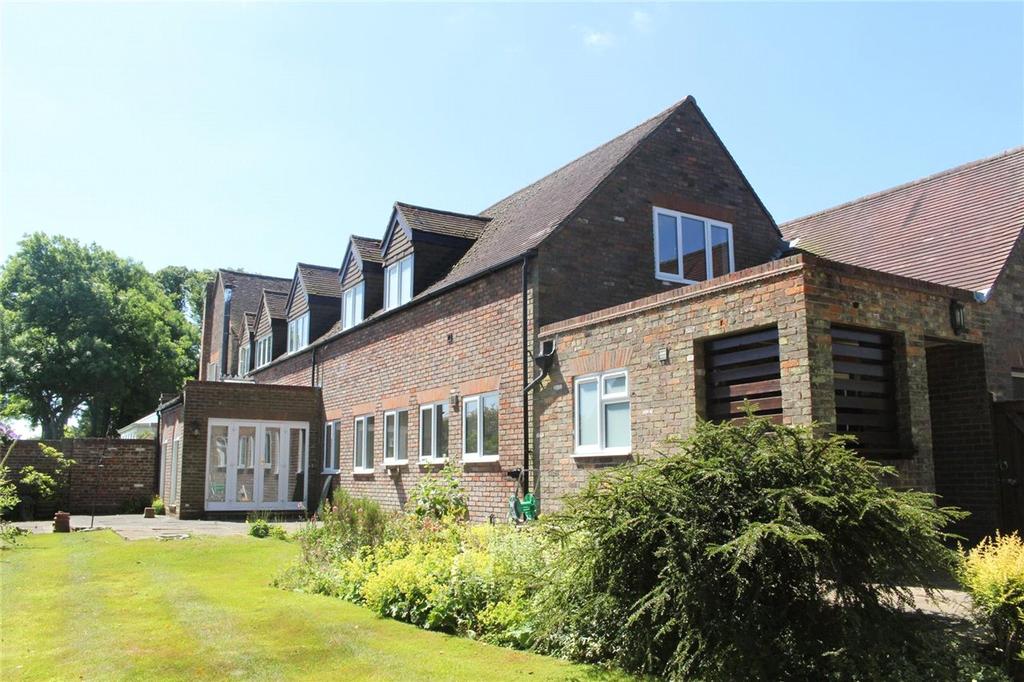 Little Gaddesden, Berkhamsted 3 bed house £3,500 pcm (£808 pw)