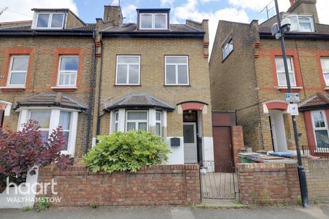 17 Verulam Avenue, London, E17 8ES