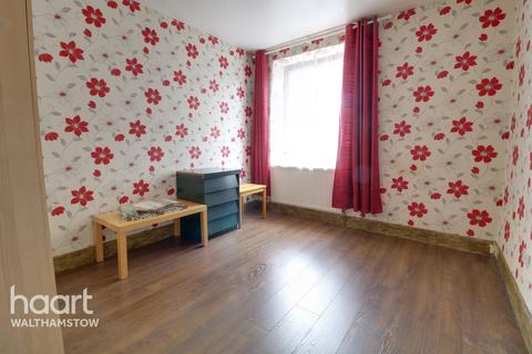 17 Verulam Avenue, London, E17 8ES