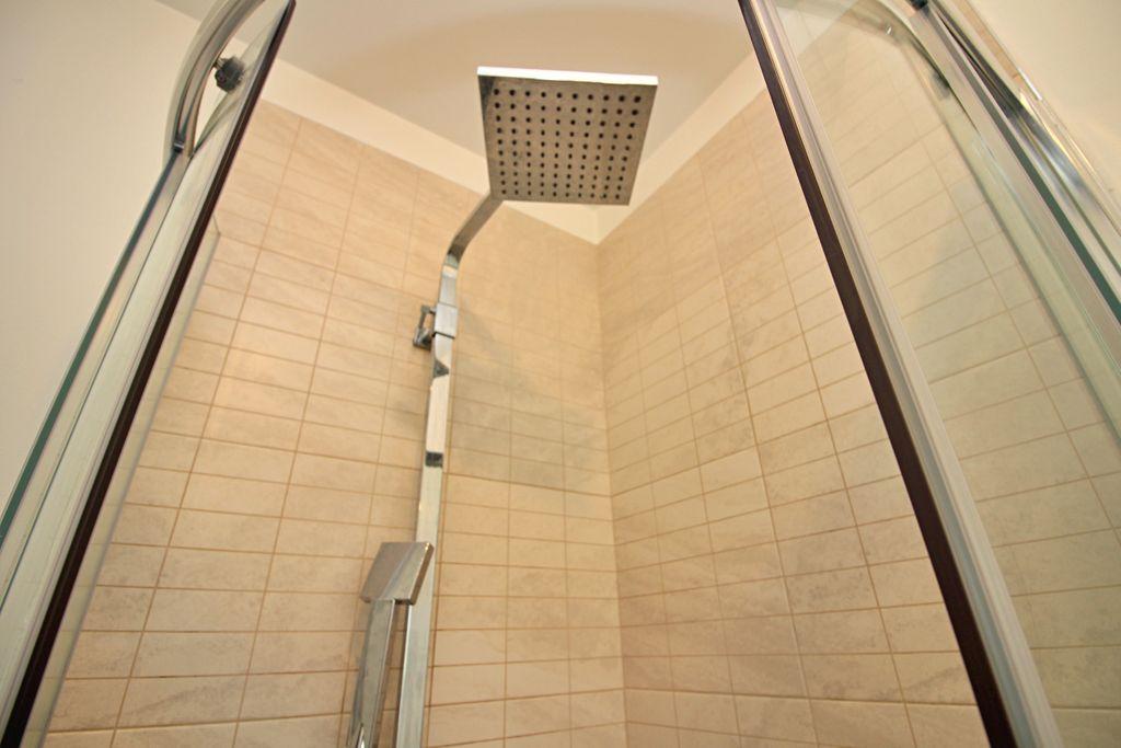 Shower Detail