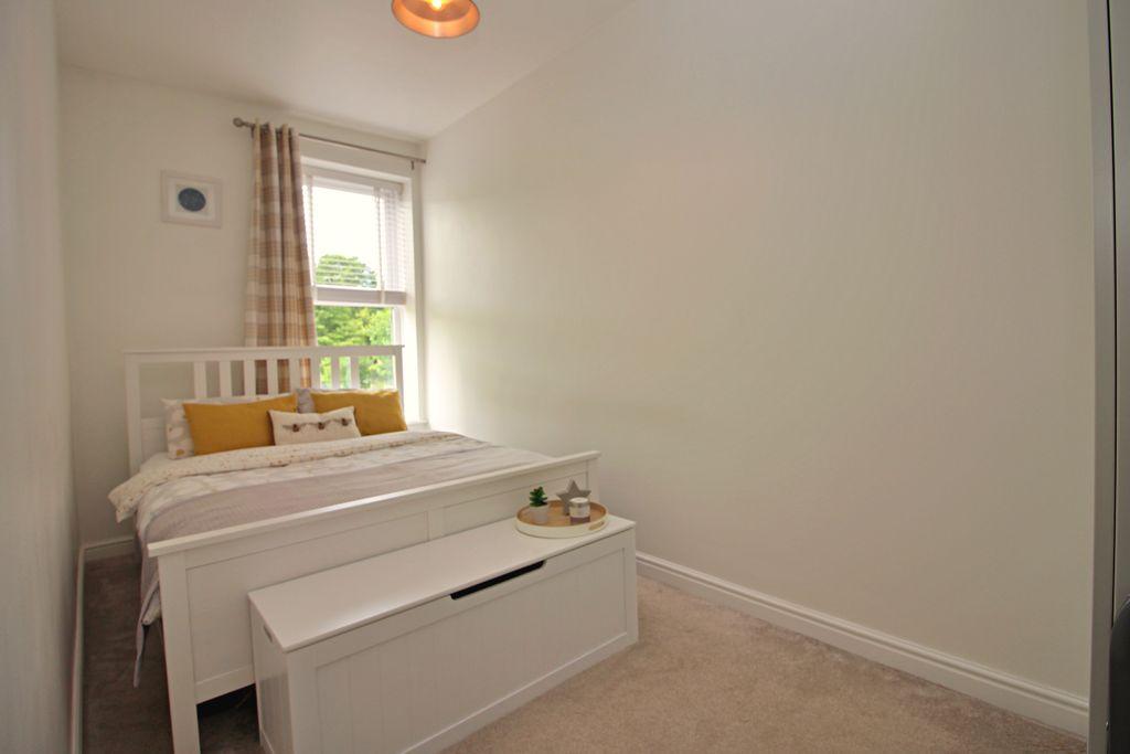Bedroom 1 (Double)