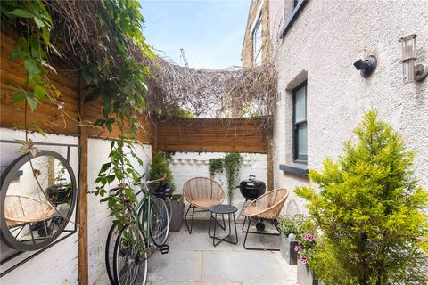 34 Arbery Road, London, E3 5DD
