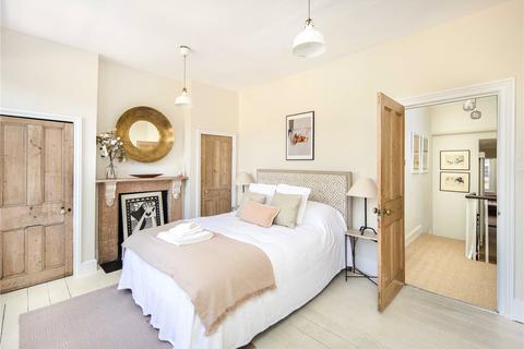 34 Arbery Road, London, E3 5DD