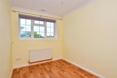 25 Bramber Close, Seaford, BN25 1QB