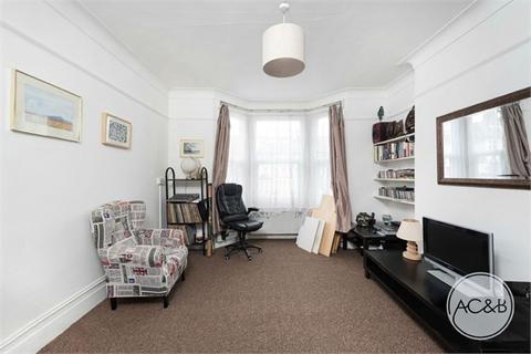 1 bedroom flat for sale, Woolstone Road, Forest Hill SE23