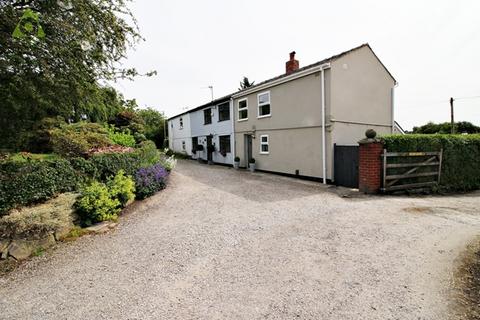 94 Dobb Brow Road, Westhoughton, Bolton, BL5 2BB