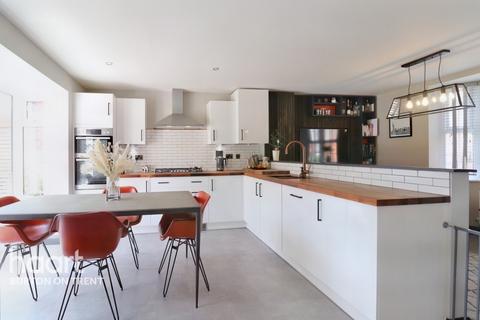 114 Galloway Road, Drakelow, Burton-on-trent, DE15 9PR