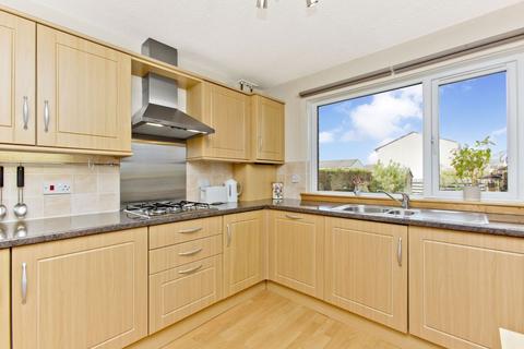 5 Buckstone Shaw, Edinburgh, EH10 6XP