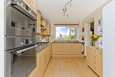 5 Buckstone Shaw, Edinburgh, EH10 6XP